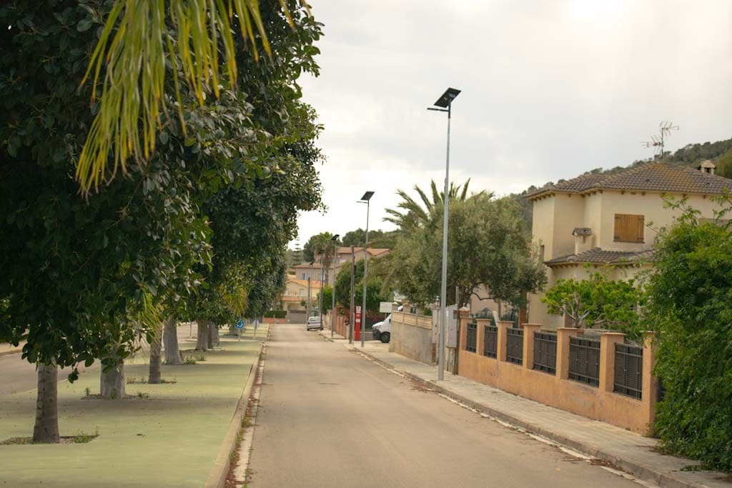 Alumbrado solar para espacios naturales: luz sin dañar el entorno