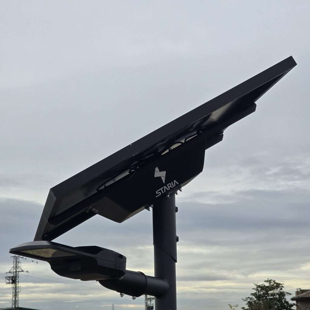 Precio farolas solares para alumbrado público